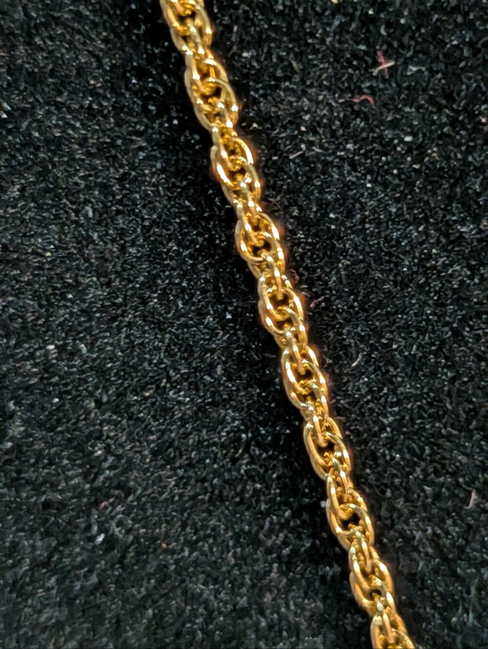 Gold-plated Floral Cubic Zirconia Necklace - Picture 4 of 5